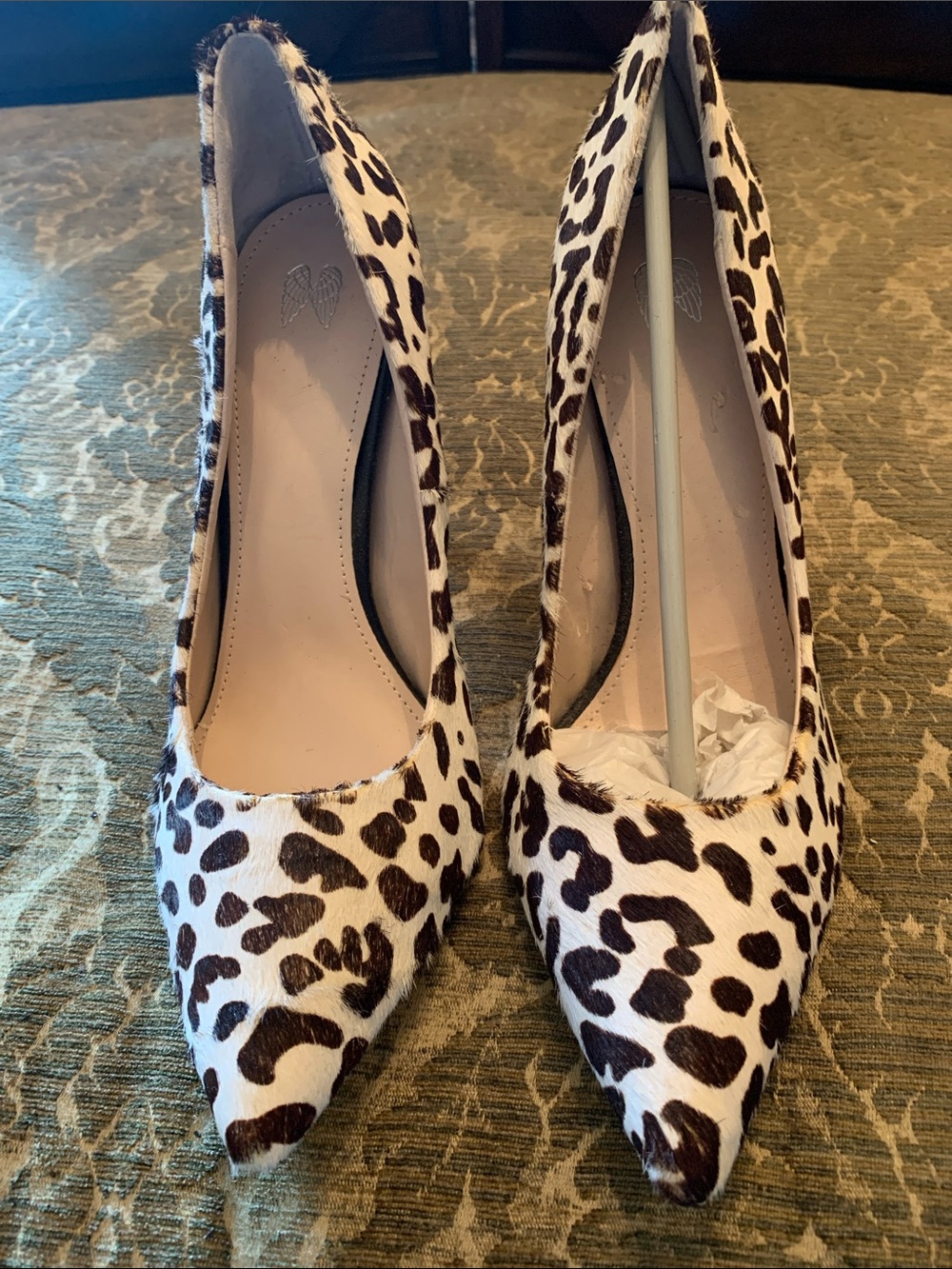 Victoria's Secret Leopard Print Pointed Toe Pumps in White and Brown